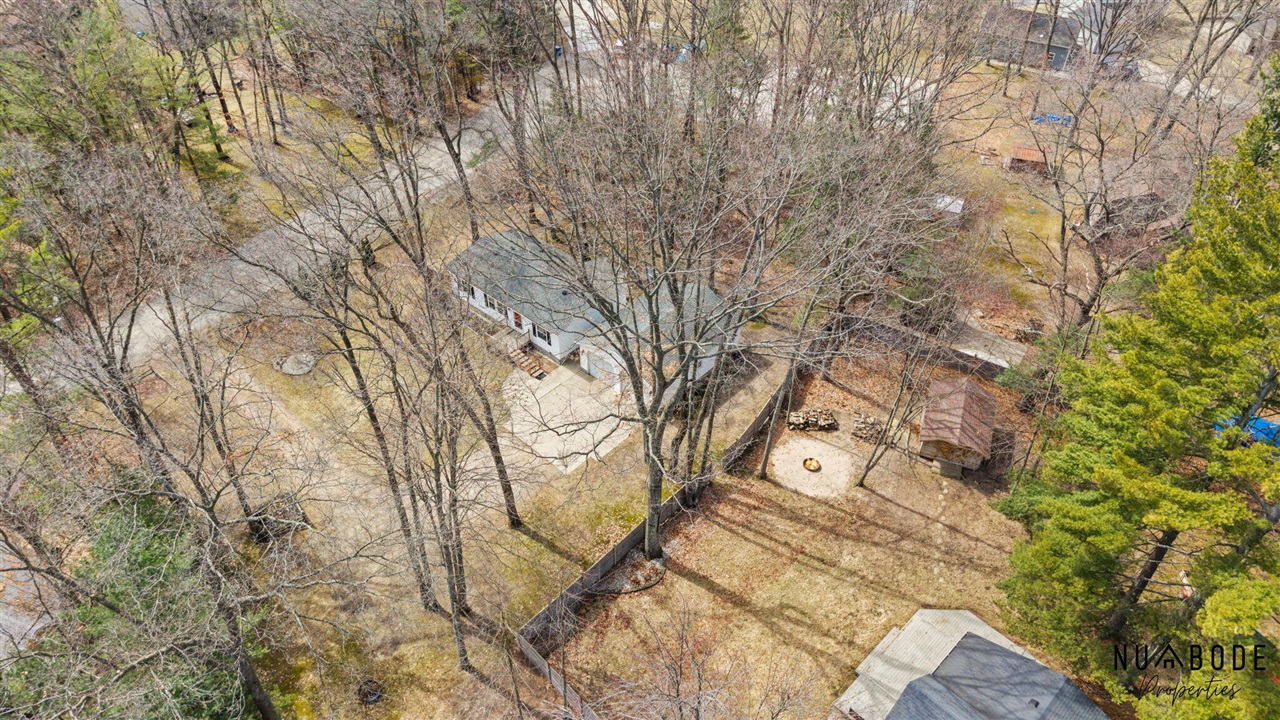 8120 Cheyenne Drive, Howard City, MI, 49329-9368