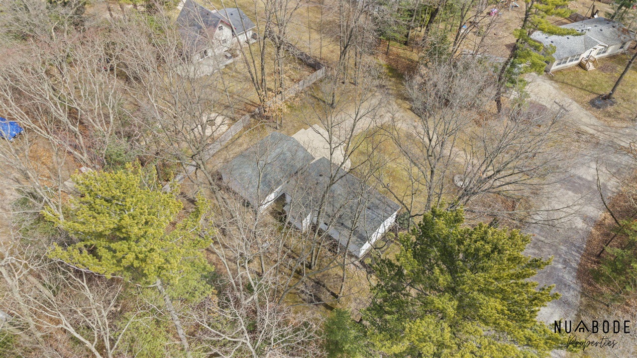 8120 Cheyenne Drive, Howard City, MI, 49329-9368