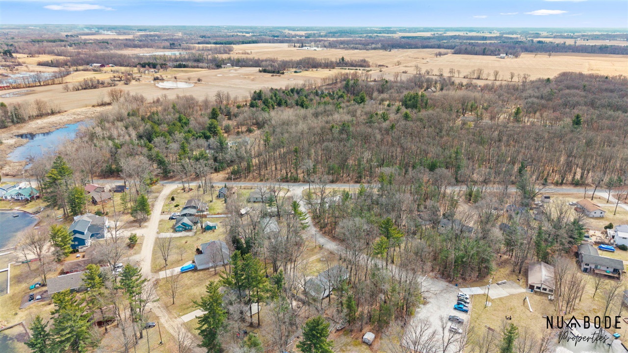 8120 Cheyenne Drive, Howard City, MI, 49329-9368