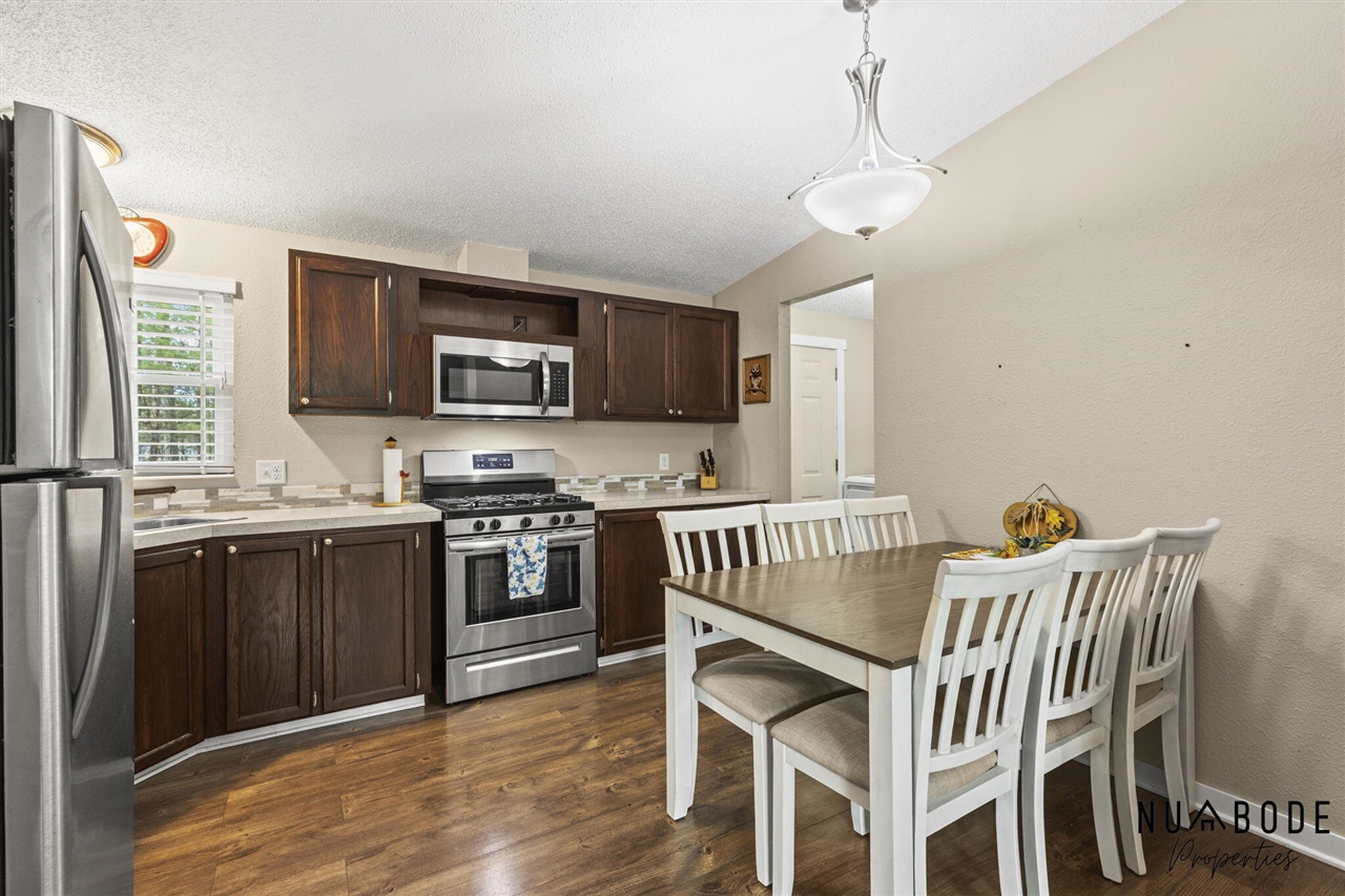 8120 Cheyenne Drive, Howard City, MI, 49329-9368