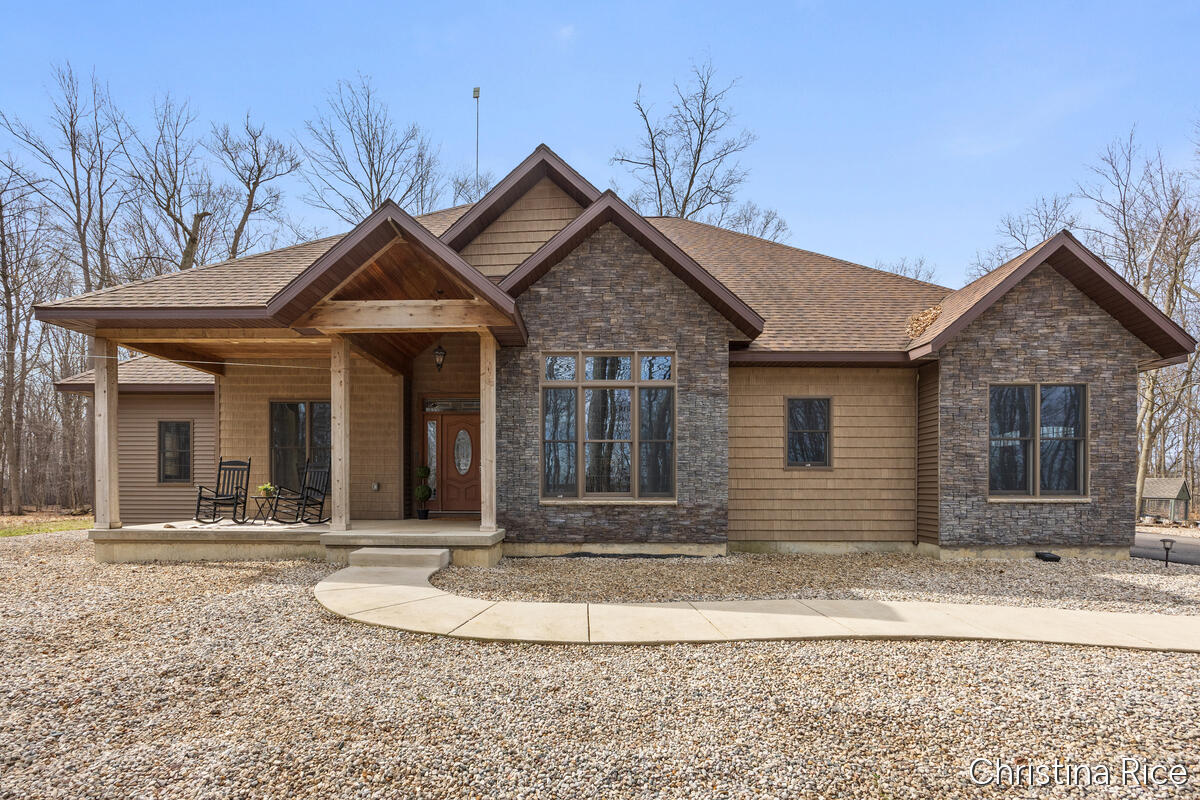 8360 Day Road, Pittsford, MI, 49271-9648