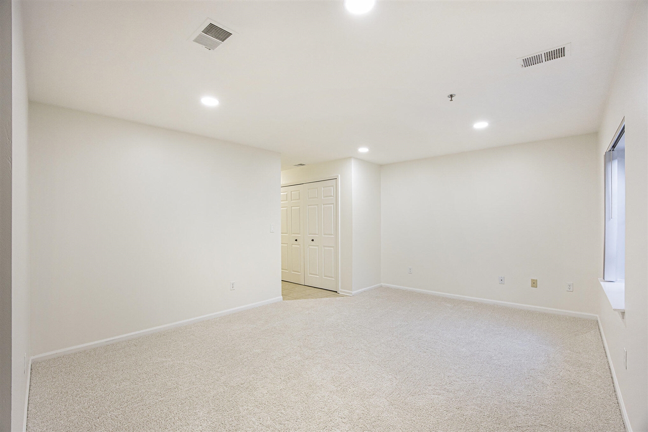 43014 Strand Drive, Sterling Heights, MI, 48313-2752