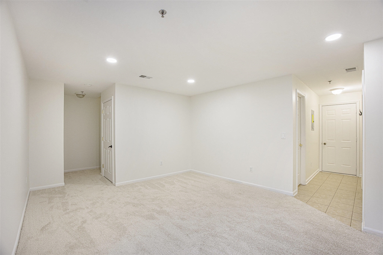 43014 Strand Drive, Sterling Heights, MI, 48313-2752