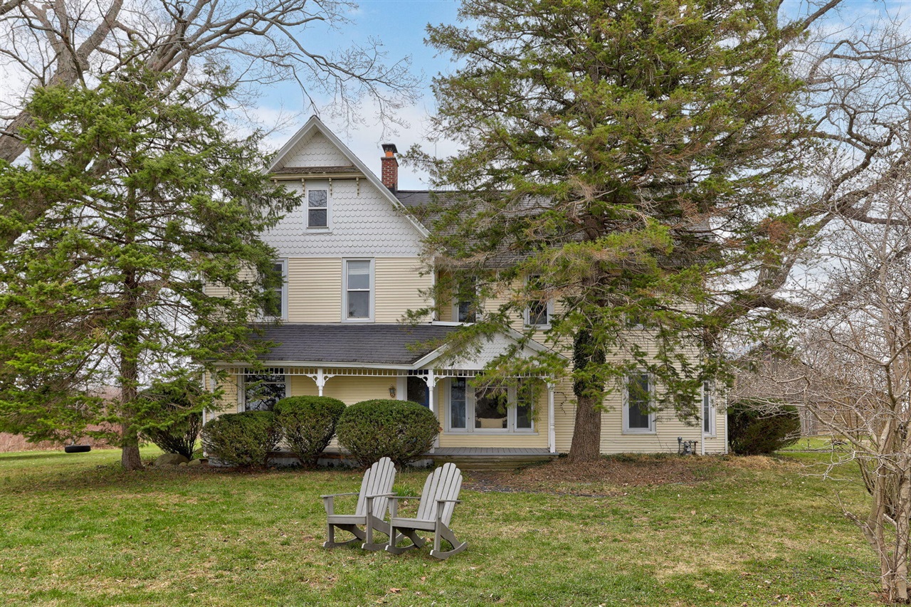 2135 68th Street, Fennville, MI, 49408-8604