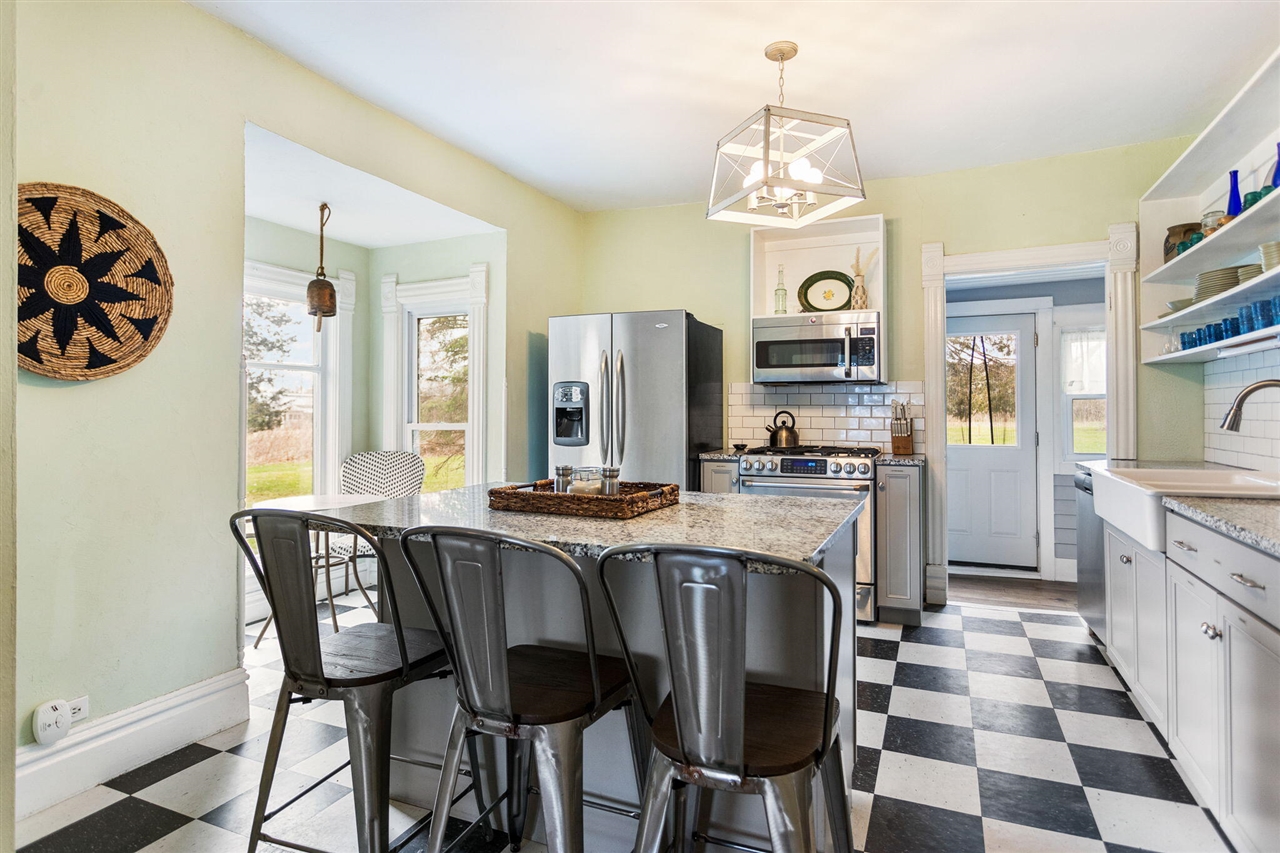 2135 68th Street, Fennville, MI, 49408-8604