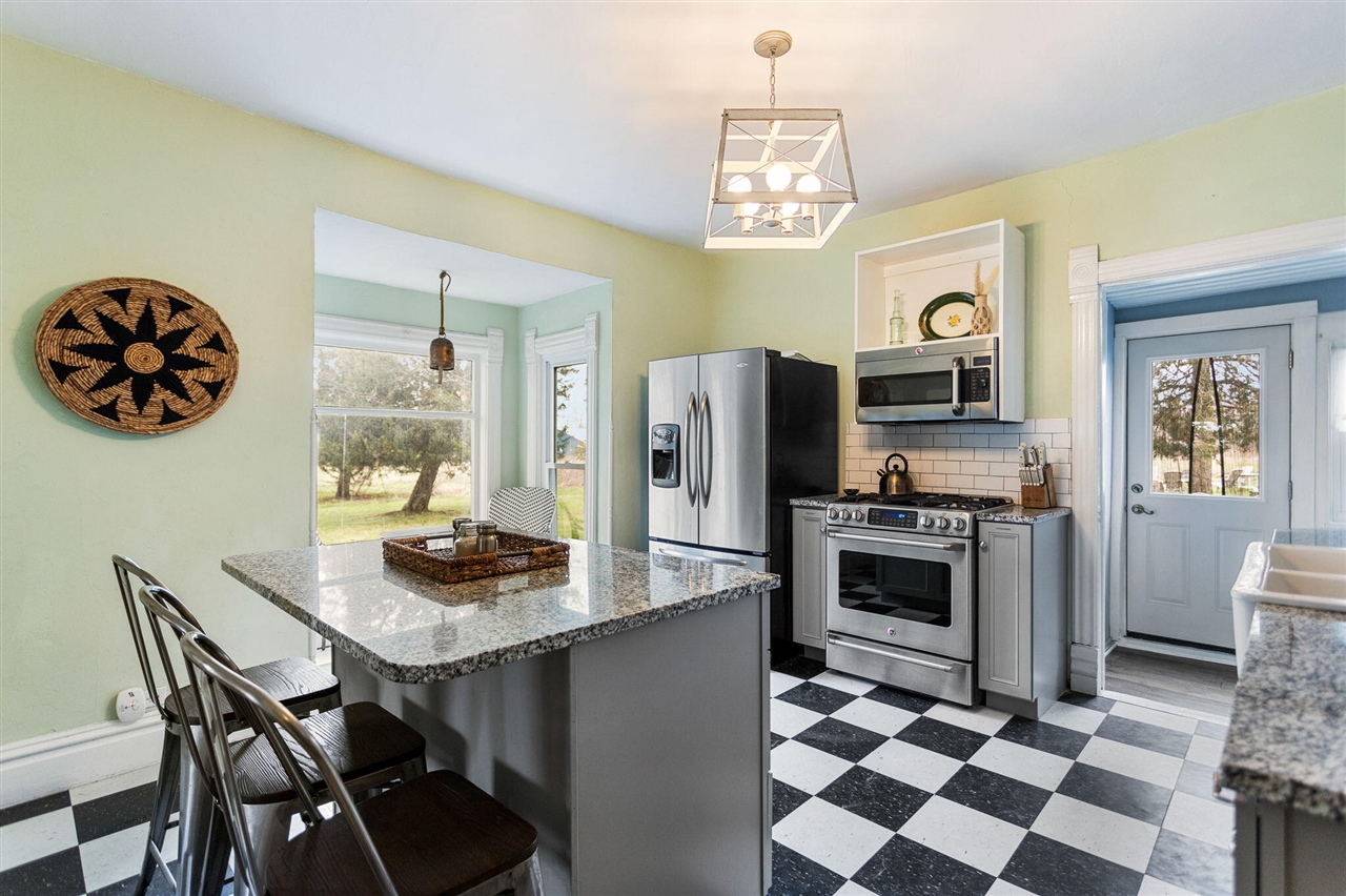 2135 68th Street, Fennville, MI, 49408-8604