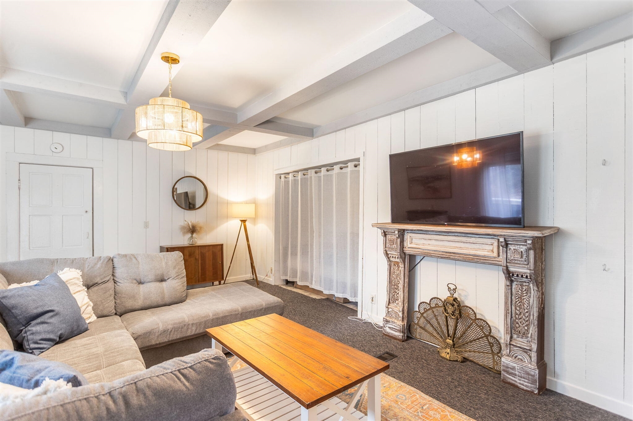 2135 68th Street, Fennville, MI, 49408-8604