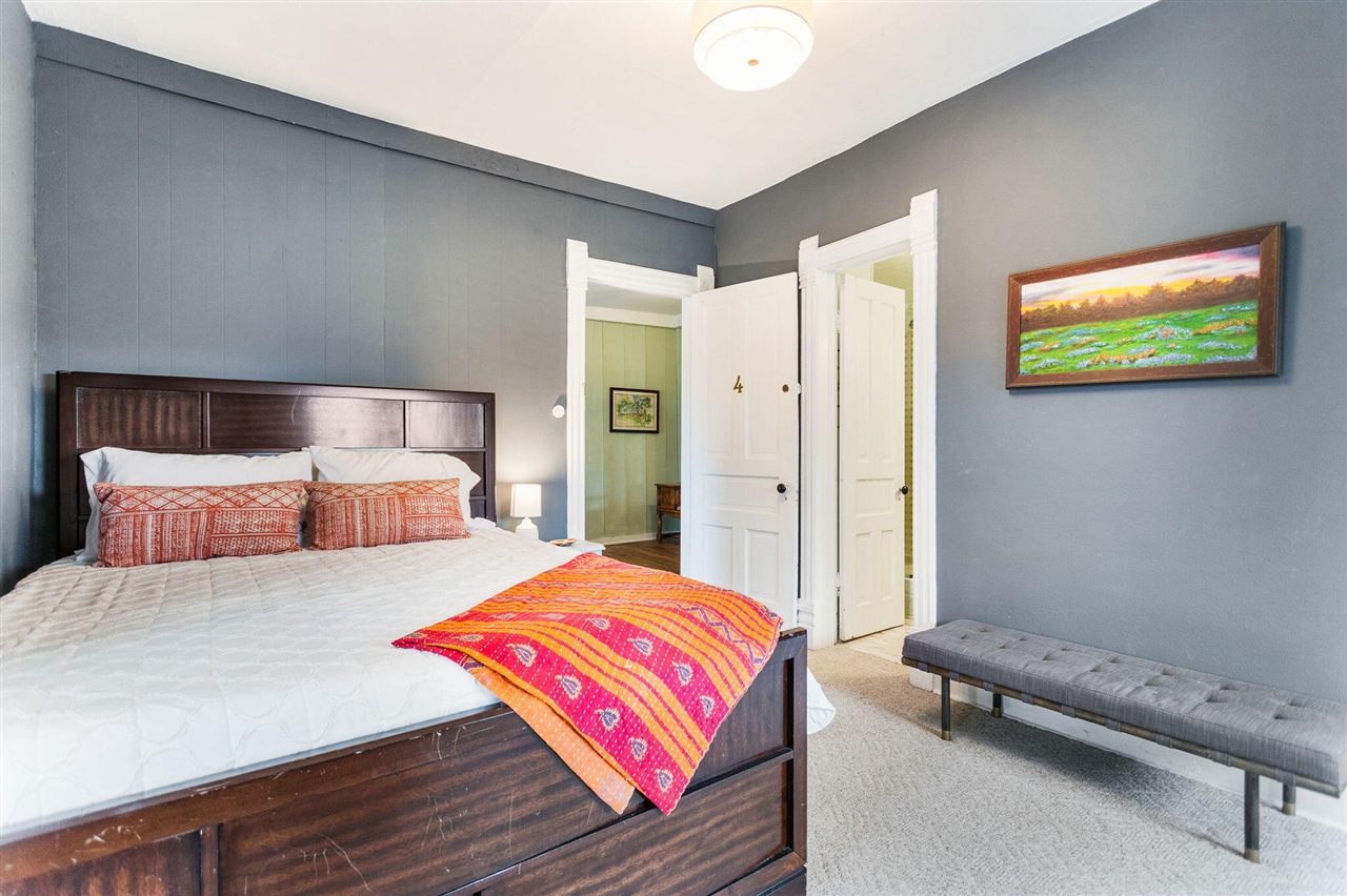 2135 68th Street, Fennville, MI, 49408-8604