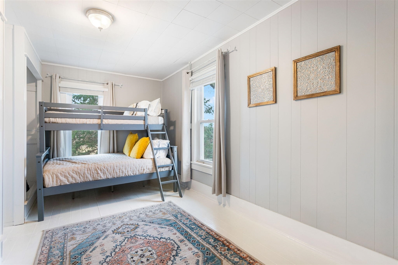 2135 68th Street, Fennville, MI, 49408-8604