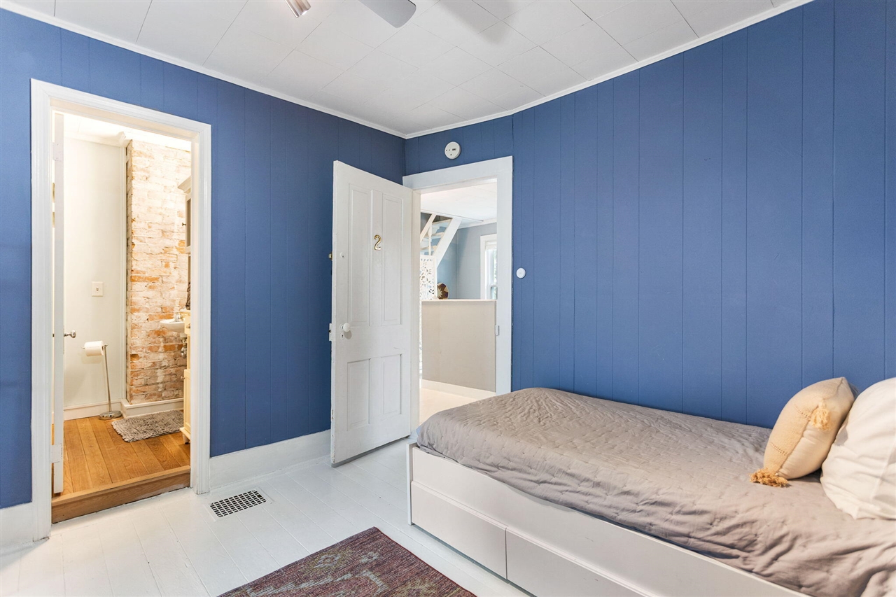 2135 68th Street, Fennville, MI, 49408-8604