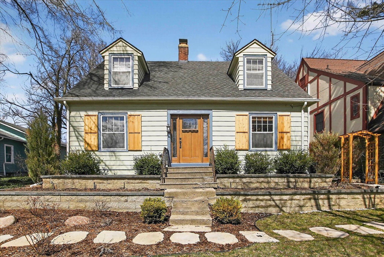 1732 Jackson Avenue, Ann Arbor, MI, 48103-4038