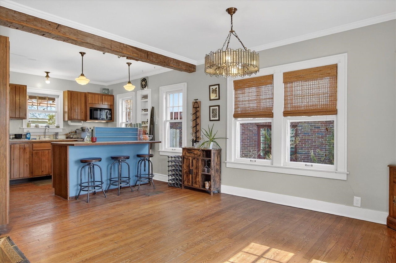 1732 Jackson Avenue, Ann Arbor, MI, 48103-4038