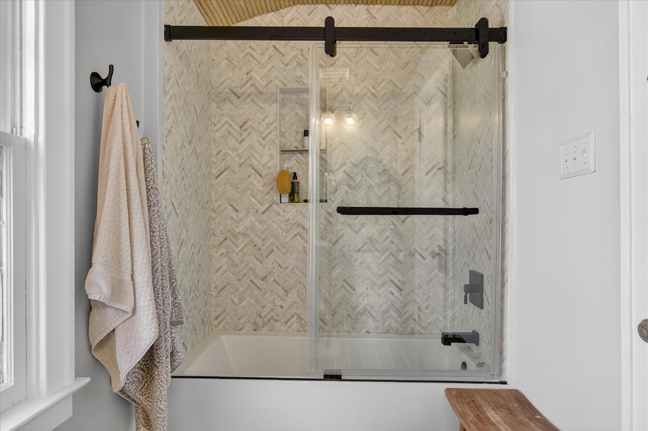 1732 Jackson Avenue, Ann Arbor, MI, 48103-4038