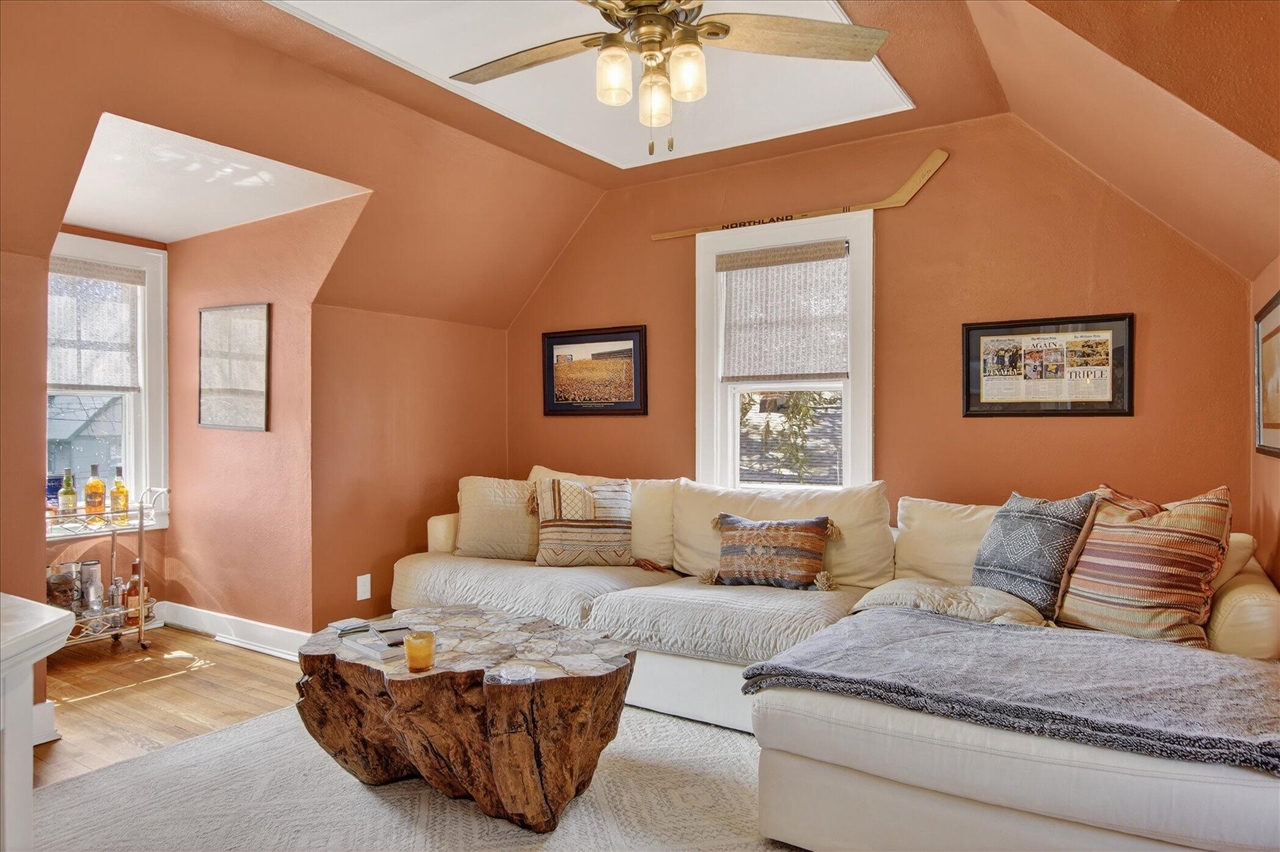 1732 Jackson Avenue, Ann Arbor, MI, 48103-4038