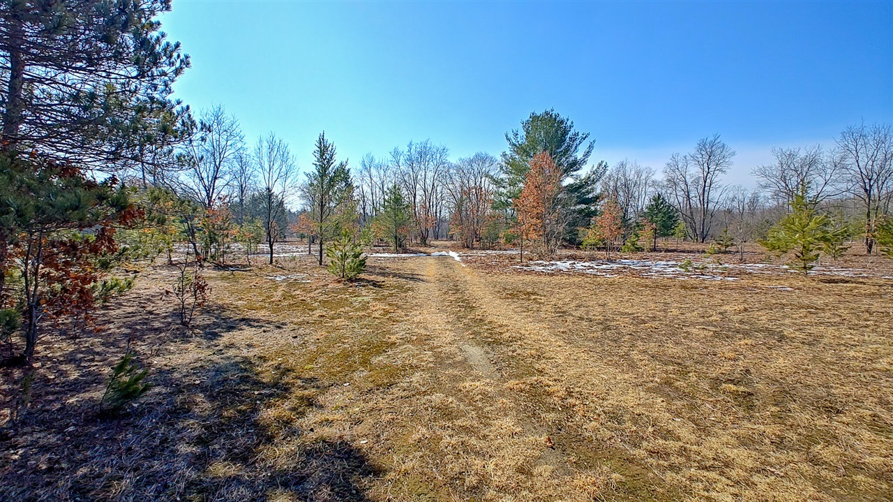 VL Mena Creek Crossing, White Cloud, MI, 49349