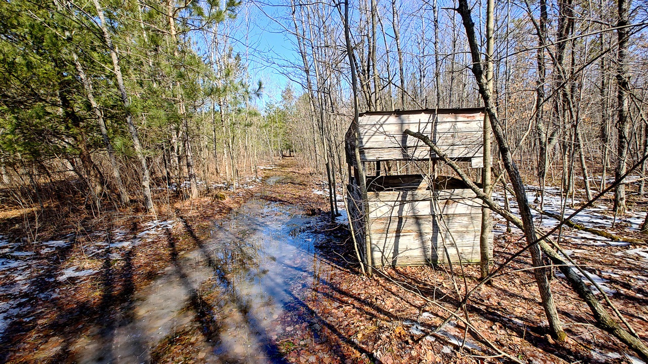 VL Mena Creek Crossing, White Cloud, MI, 49349