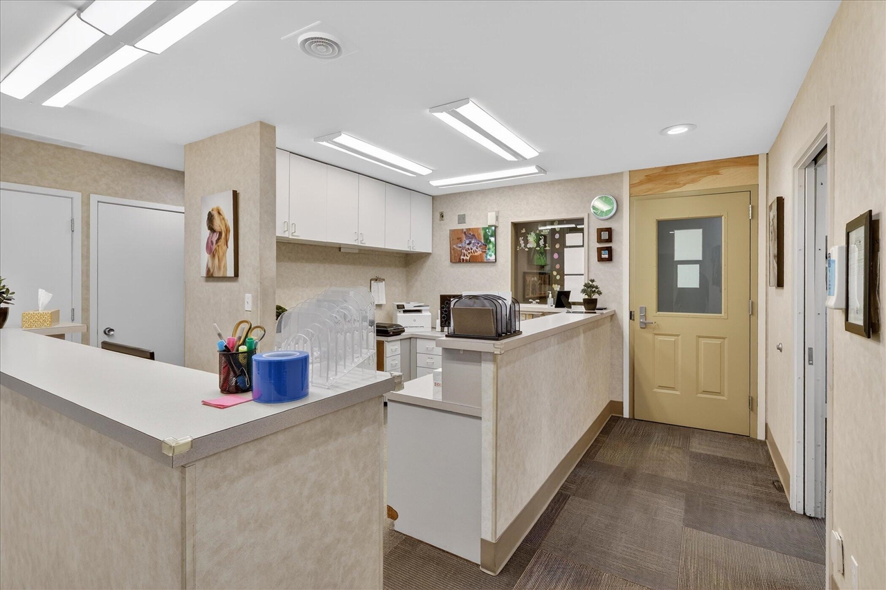 2426 Burton Street, Grand Rapids, MI, 49546