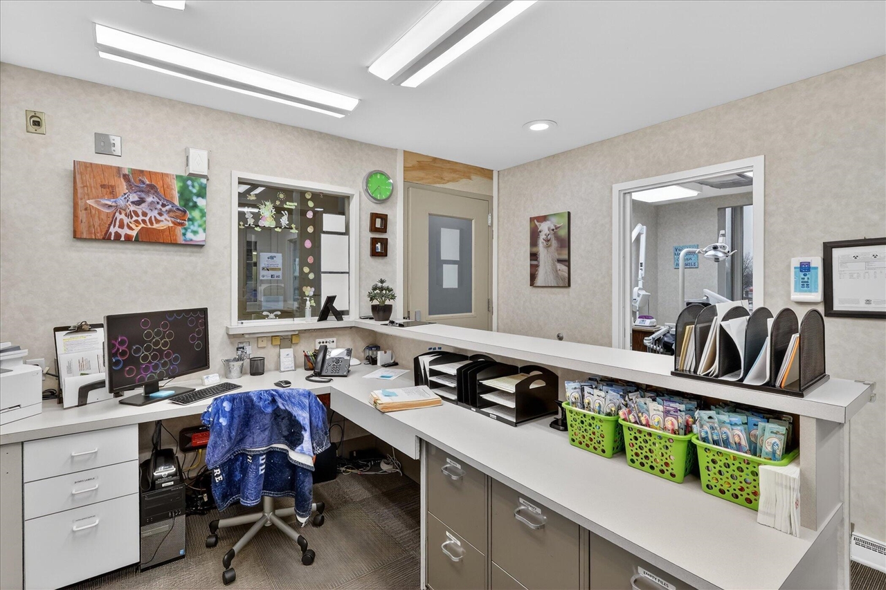 2426 Burton Street, Grand Rapids, MI, 49546