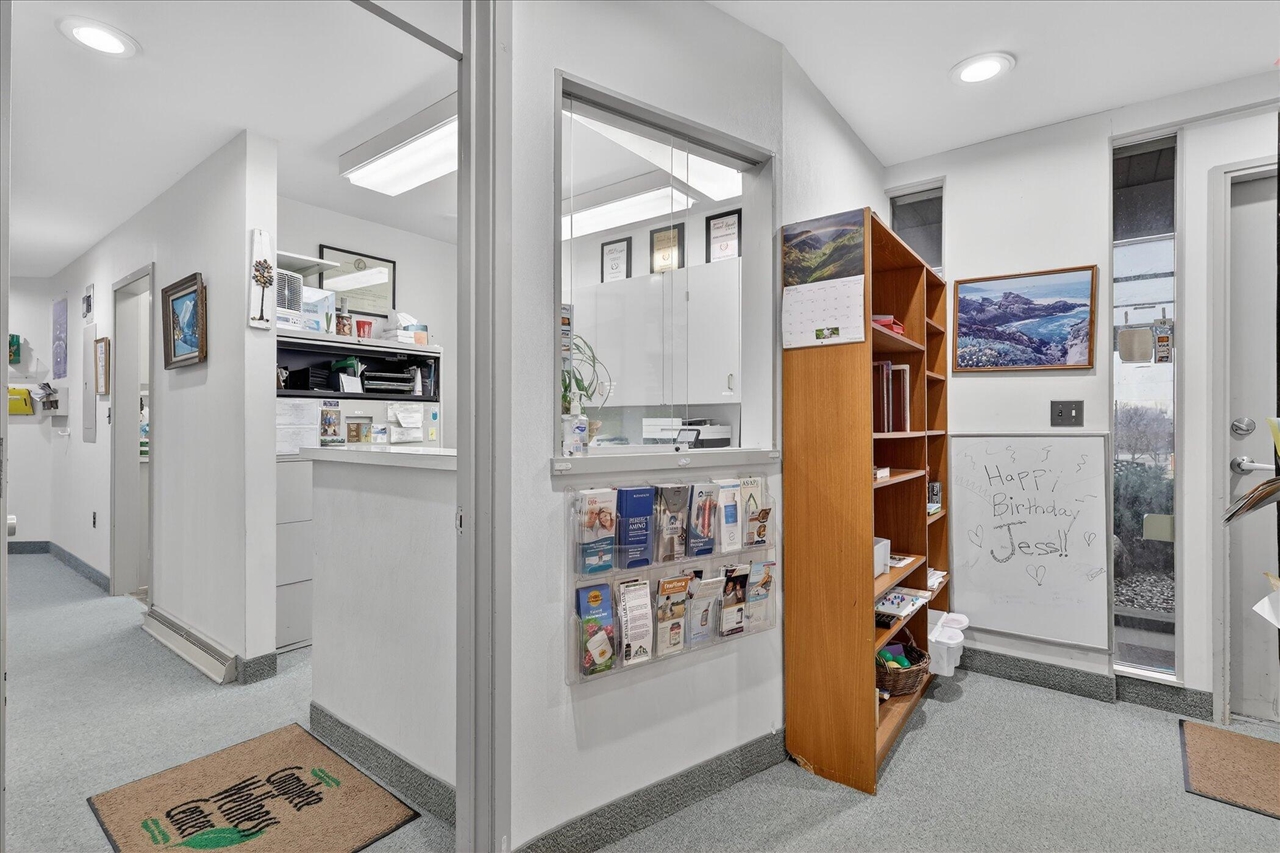 2426 Burton Street, Grand Rapids, MI, 49546