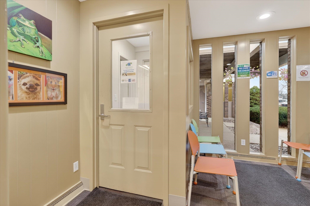 2426 Burton Street, Grand Rapids, MI, 49546