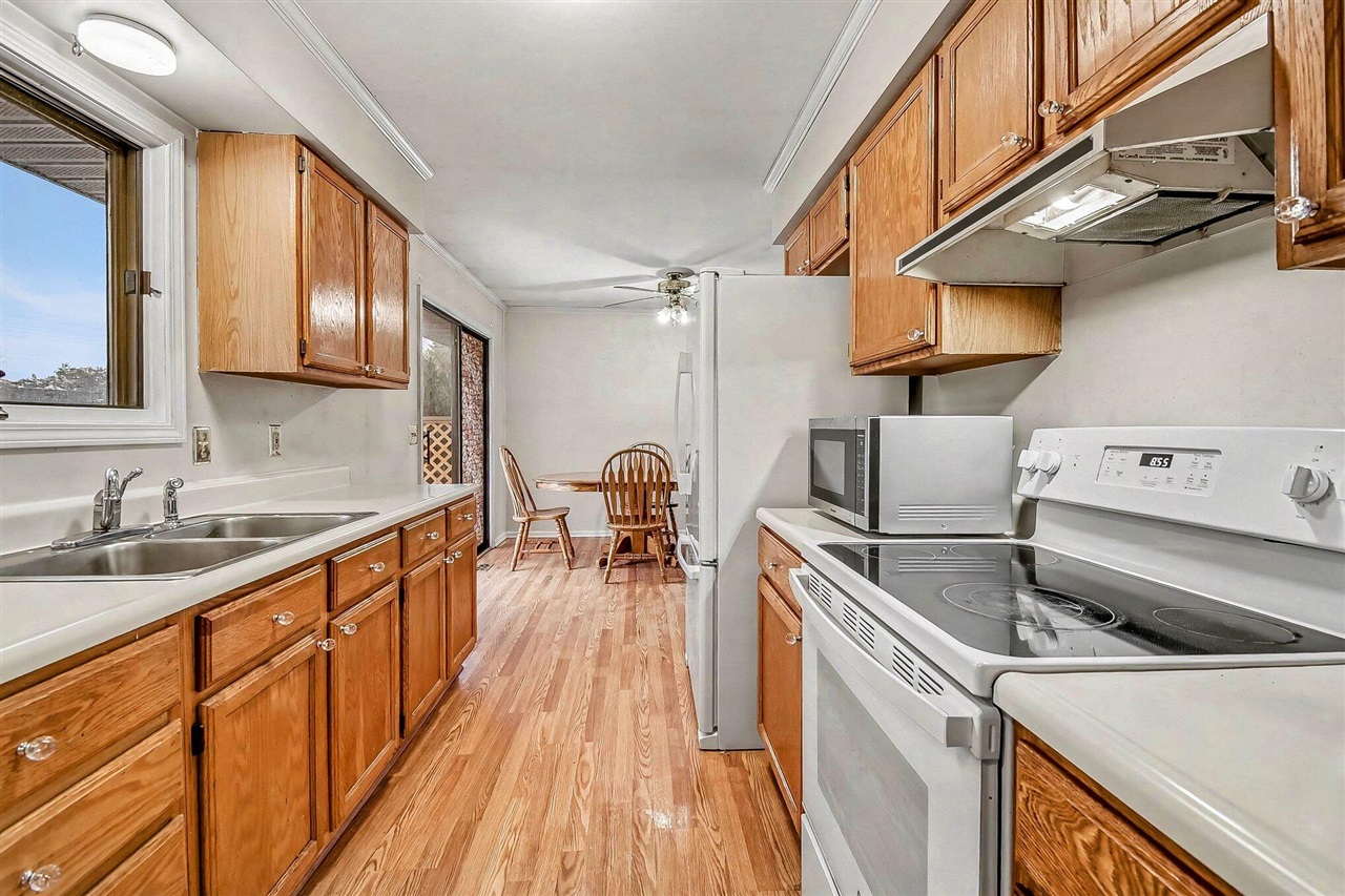 301 Ragen-Bogen Drive, Gaylord, MI, 49735