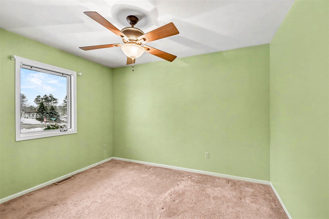 301 Ragen-Bogen Drive, Gaylord, MI, 49735