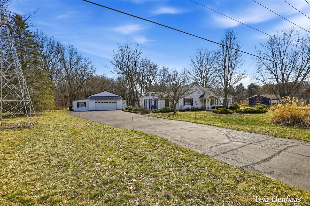 4612 13 Mile Road, Rockford, MI, 49341