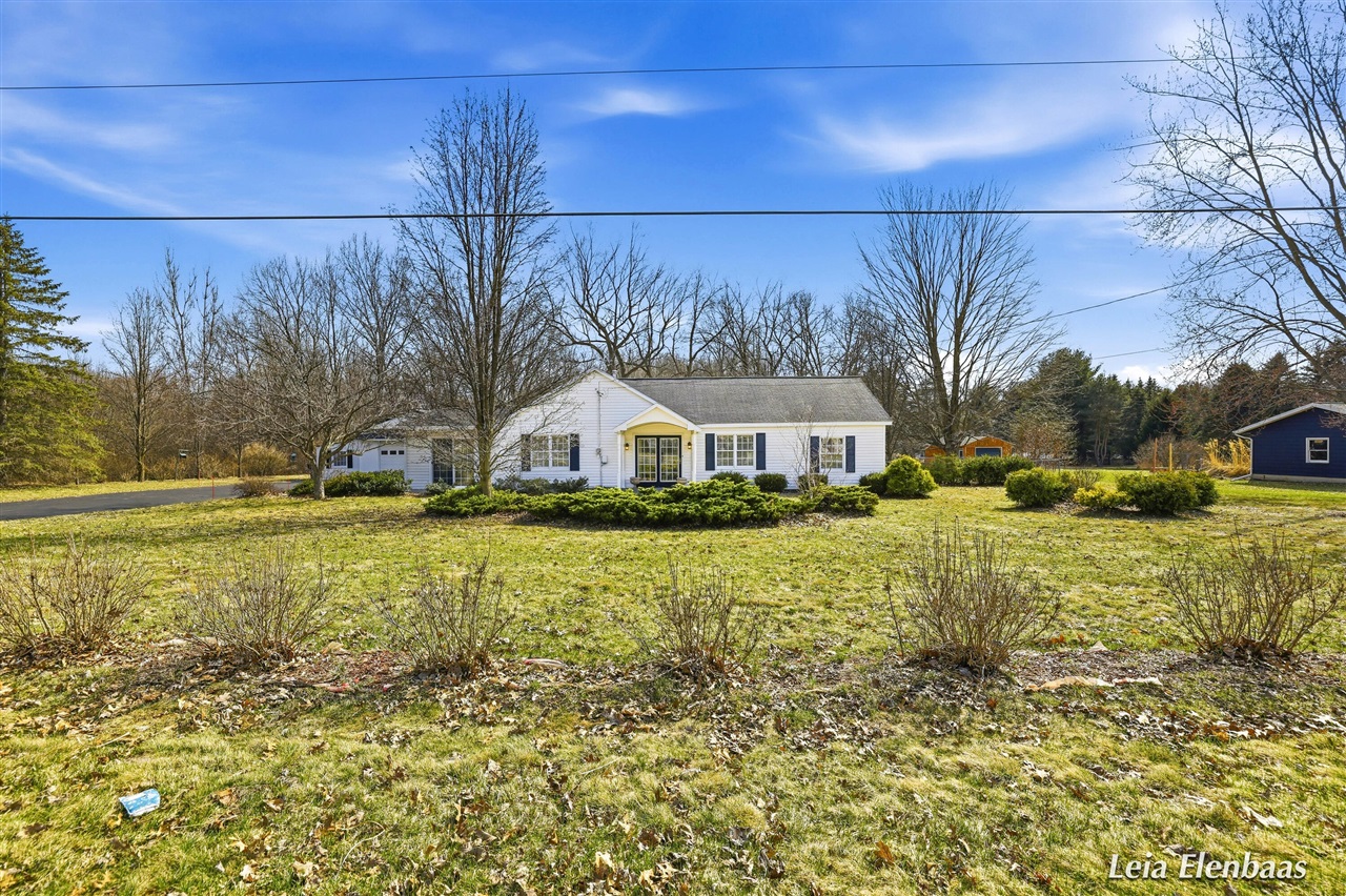 4612 13 Mile Road, Rockford, MI, 49341