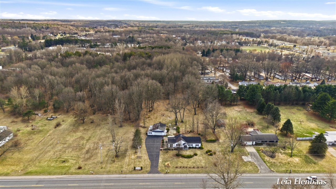 4612 13 Mile Road, Rockford, MI, 49341