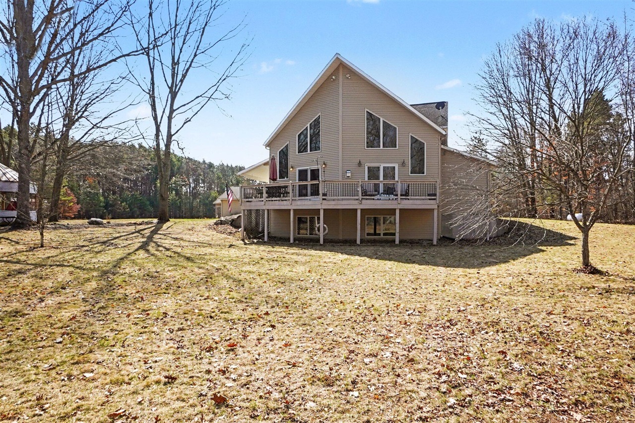 4515 W 112th Street, Grant, MI, 49327-8972