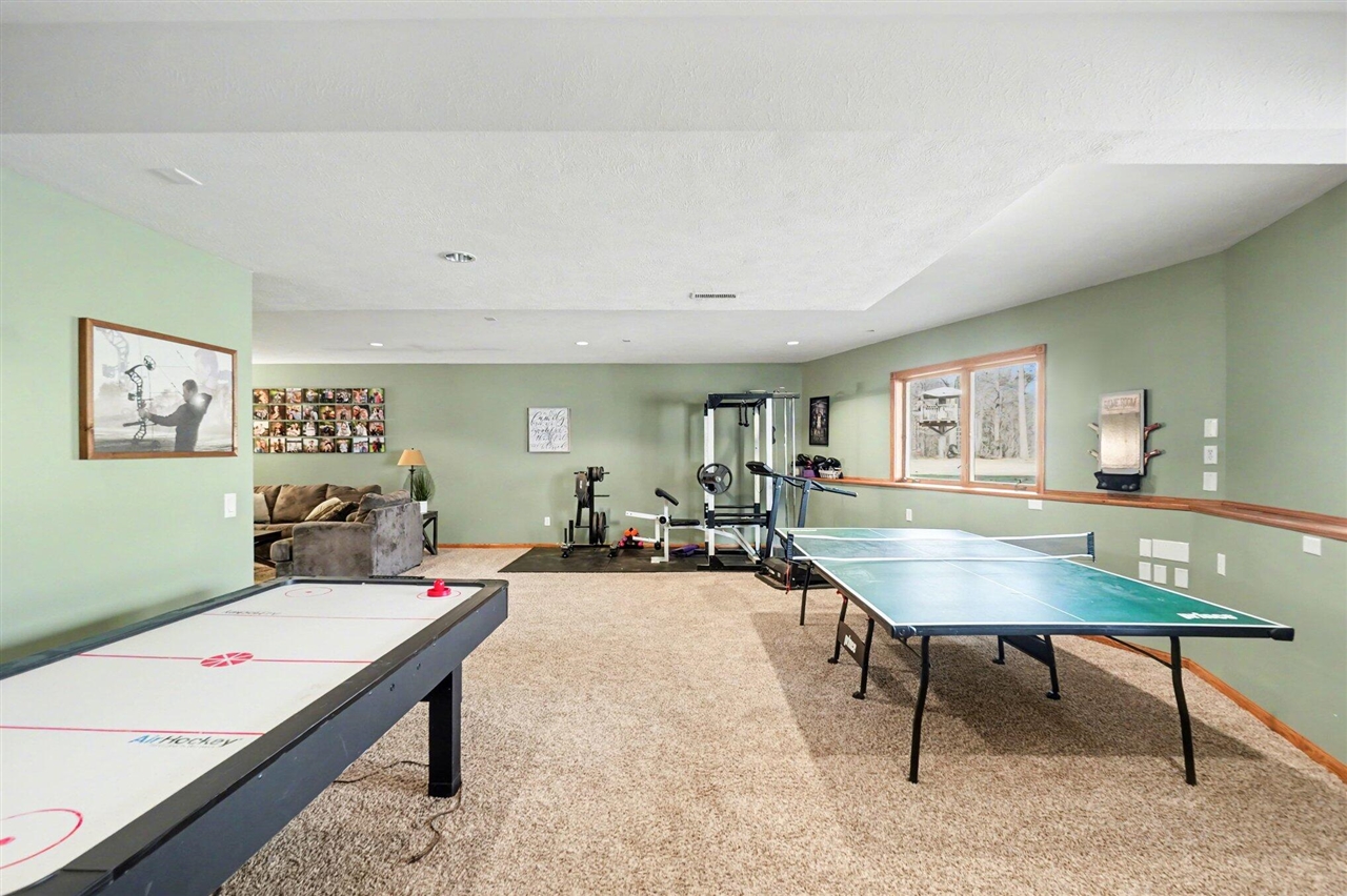 4515 W 112th Street, Grant, MI, 49327-8972