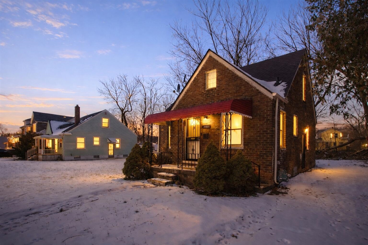 11801 Elmdale Street, Detroit, MI, 48213-1627