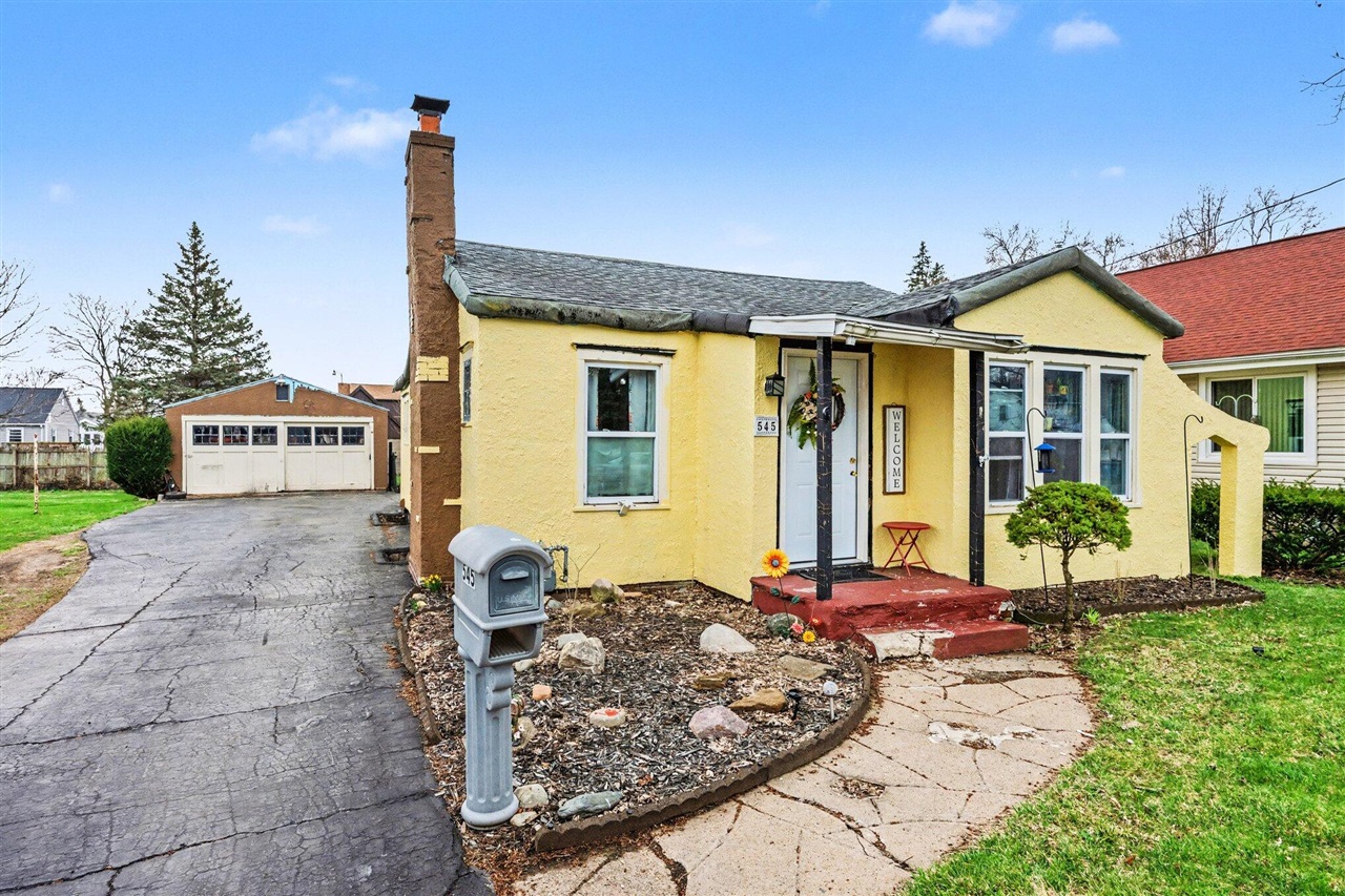 Flat Rock, MI, 48134 2707