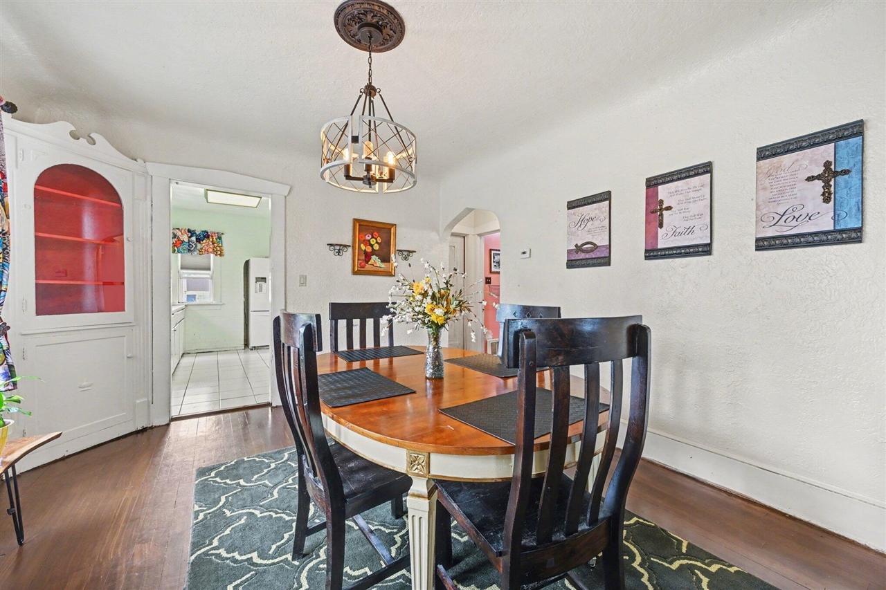 545 W Territorial Road, Battle Creek, MI, 49015-3249