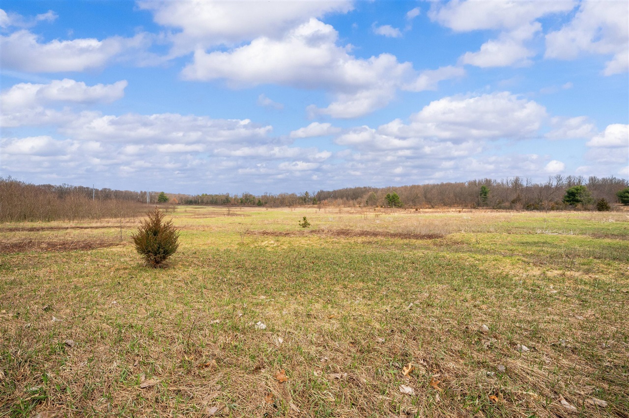 41820 County Road 352, Decatur, MI, 49045-8948