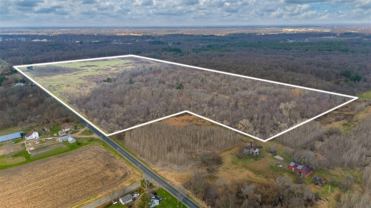 41820 County Road 352, Decatur, MI, 49045-8948