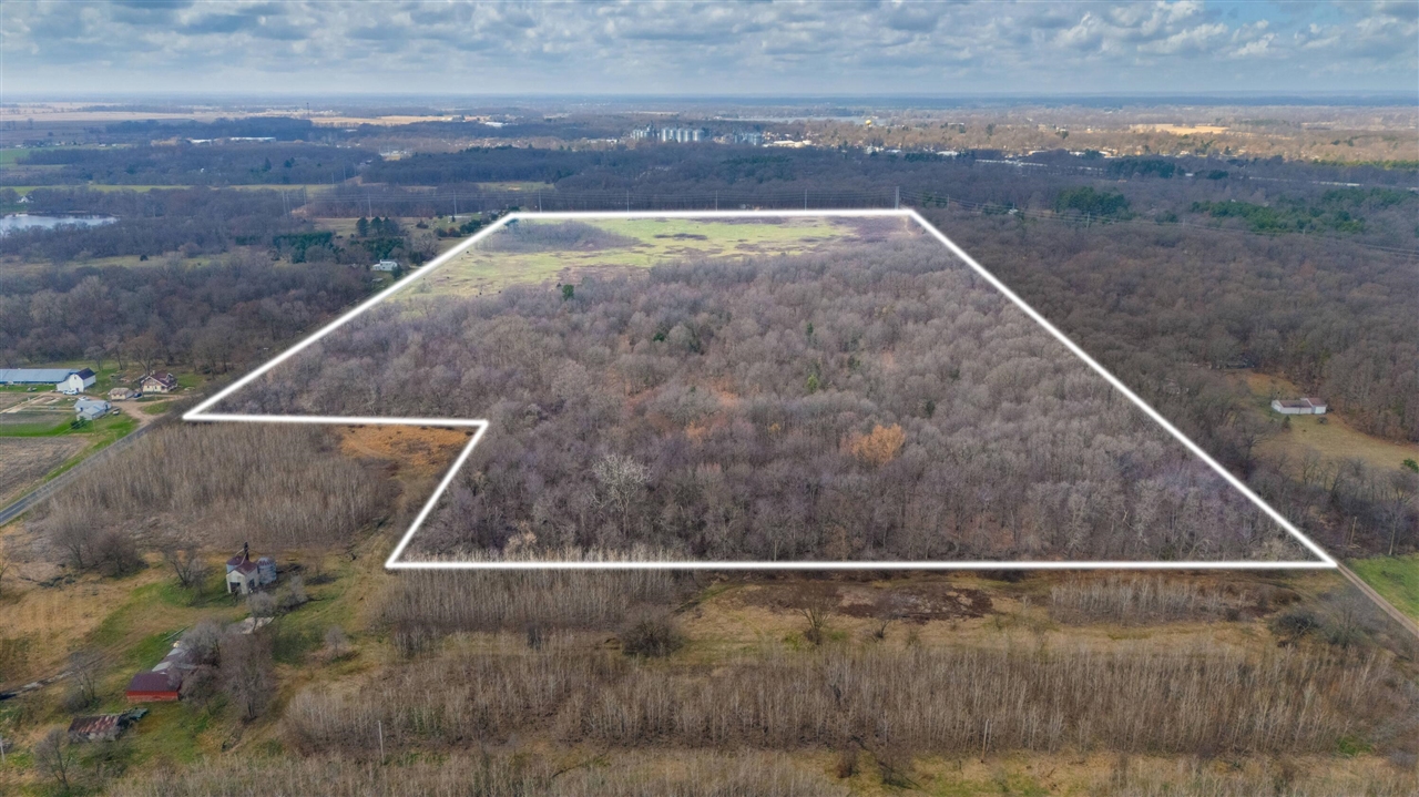41820 County Road 352, Decatur, MI, 49045-8948