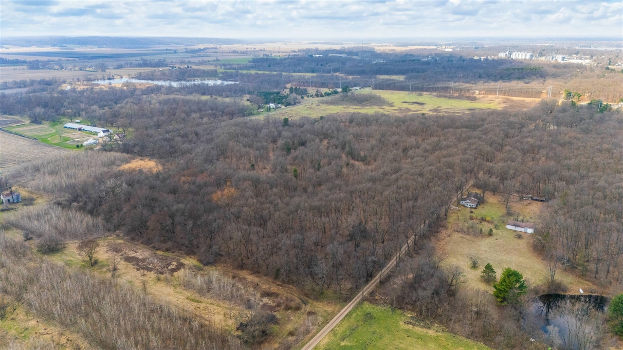41820 County Road 352, Decatur, MI, 49045-8948
