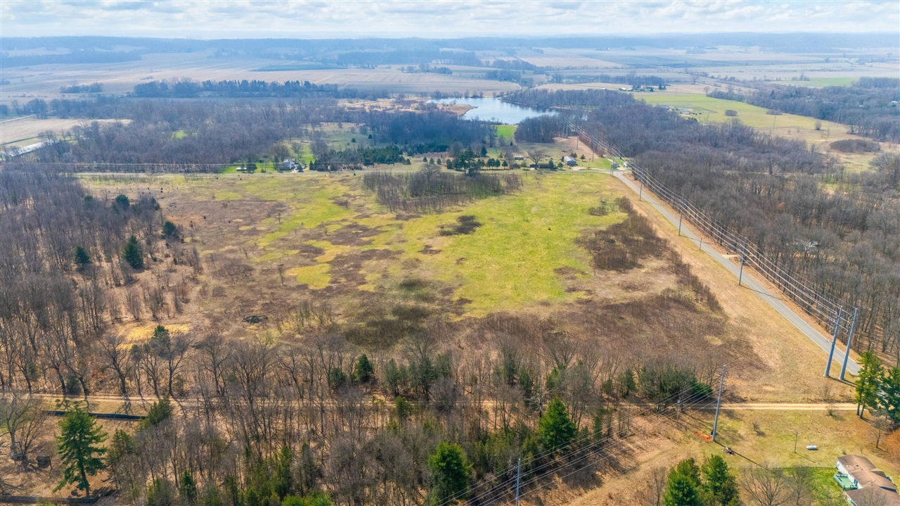 41820 County Road 352, Decatur, MI, 49045-8948