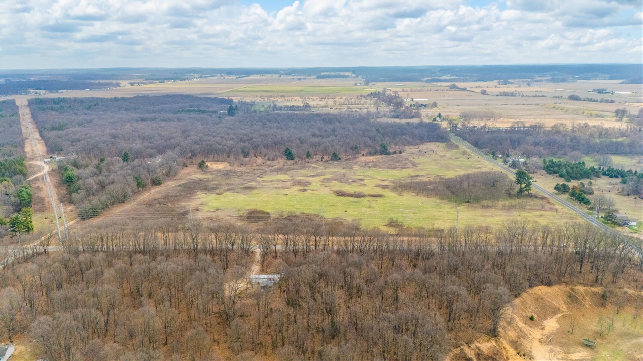 41820 County Road 352, Decatur, MI, 49045-8948