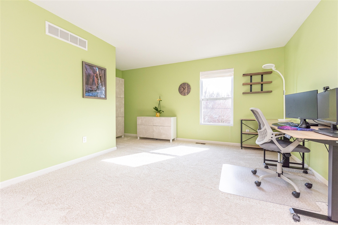 860 Prairie Lane, Milan, MI, 48160
