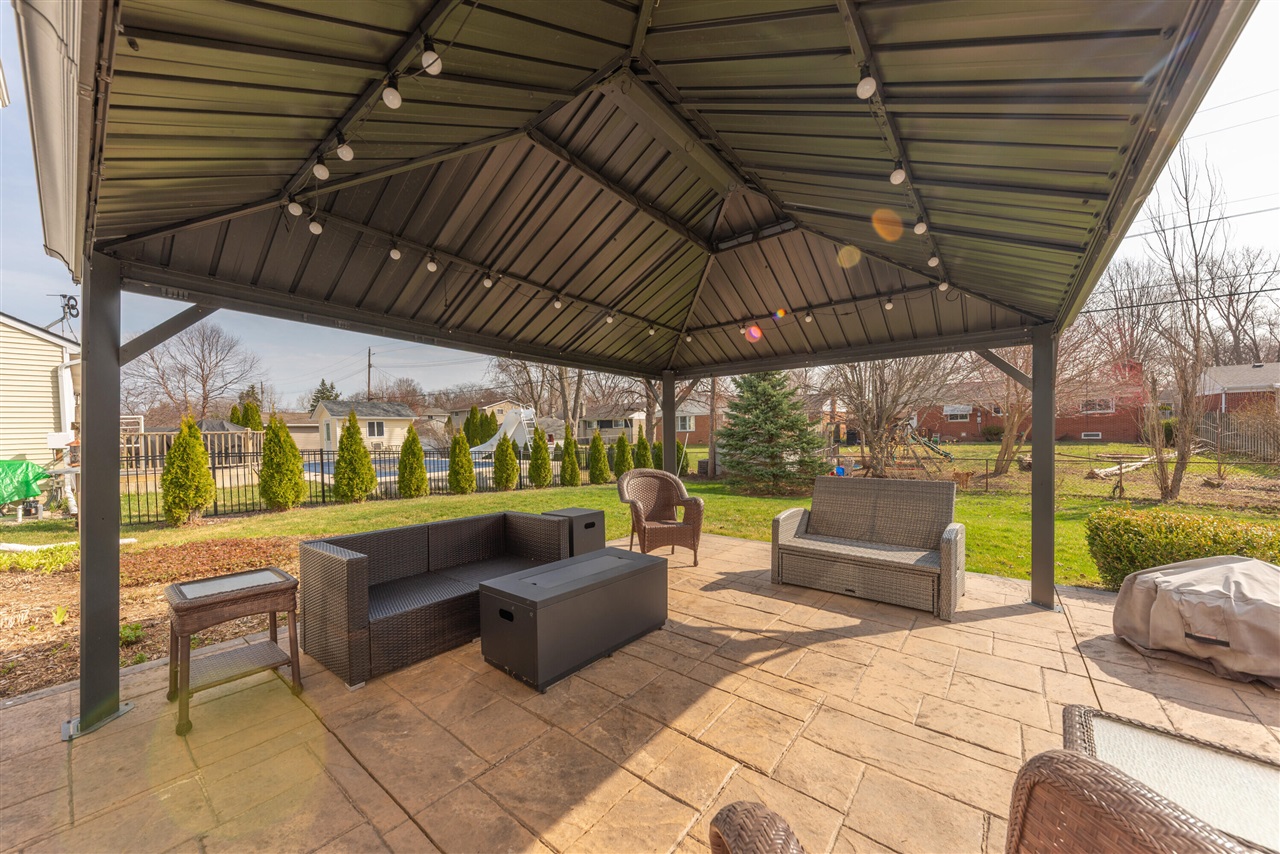 860 Prairie Lane, Milan, MI, 48160