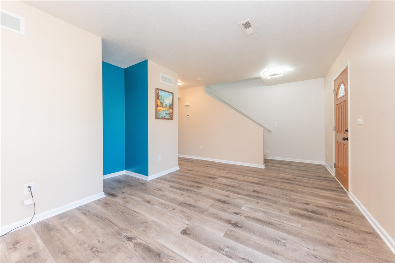 860 Prairie Lane, Milan, MI, 48160