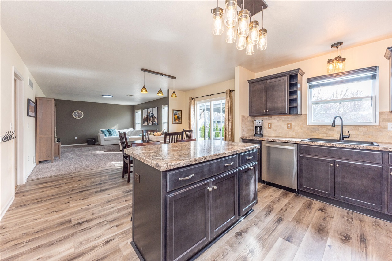860 Prairie Lane, Milan, MI, 48160