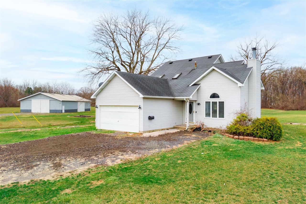 12215 Crossman Road, Carleton, MI, 48117-9212