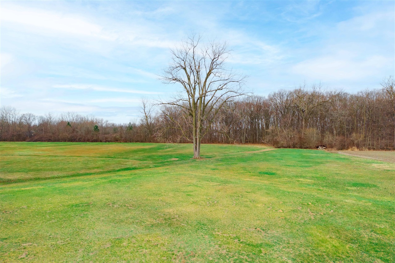 12215 Crossman Road, Carleton, MI, 48117-9212