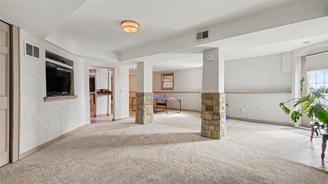 14705 Woodbridge Road, Camden, MI, 49232-9073
