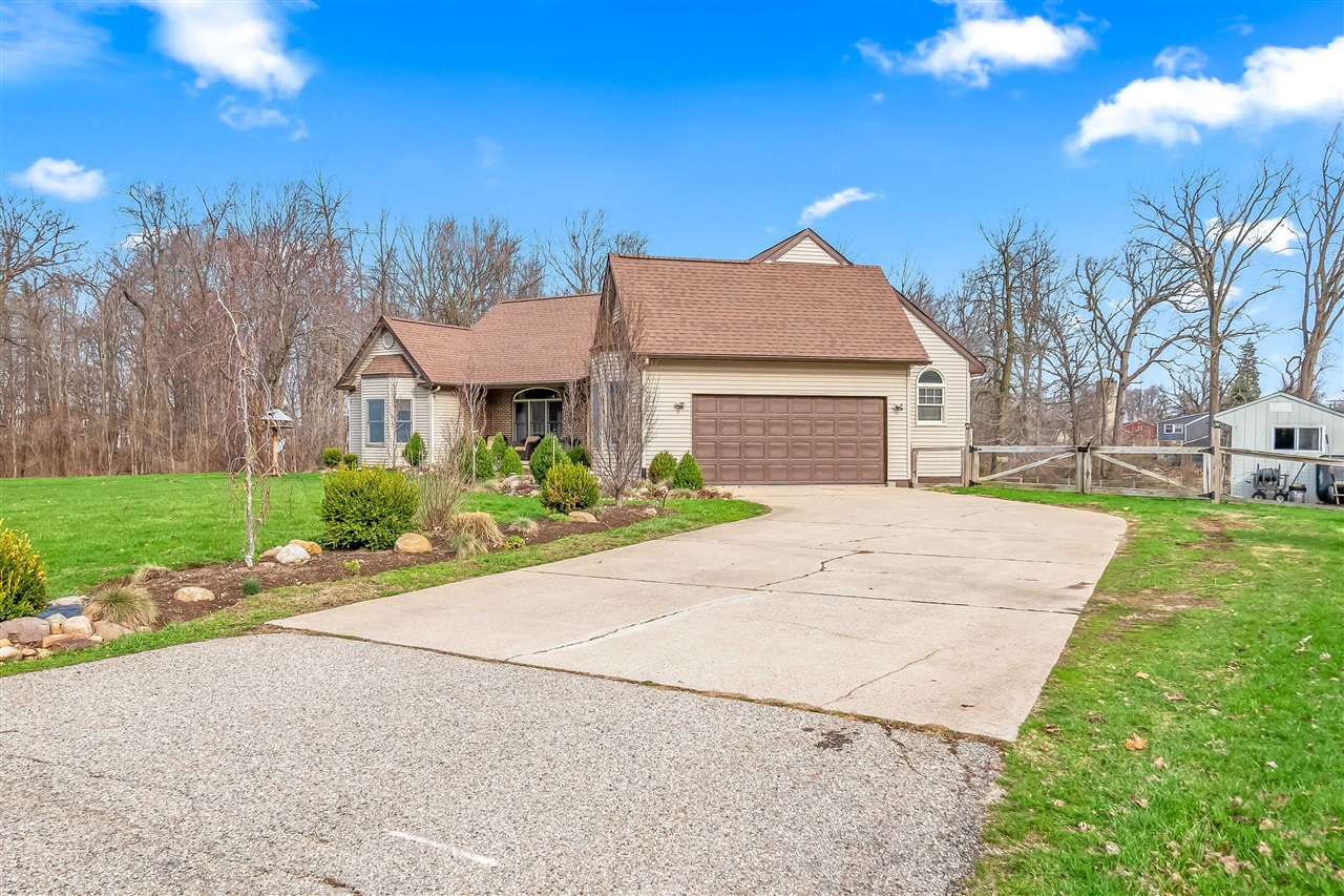 298 Knollwood Court, Coldwater, MI, 49036-8239