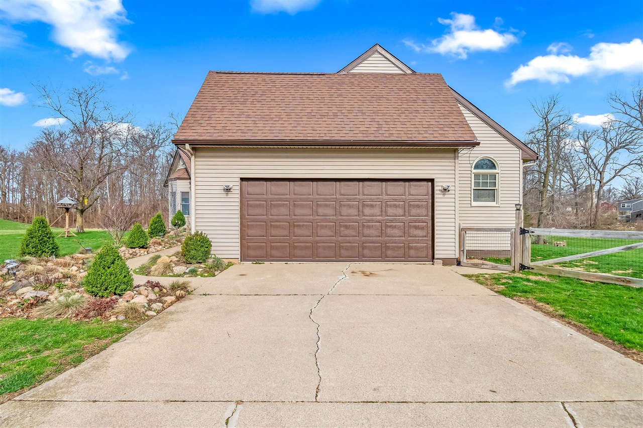 298 Knollwood Court, Coldwater, MI, 49036-8239
