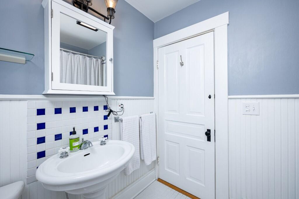 703 Miner Street, Ann Arbor, MI, 48103-3117